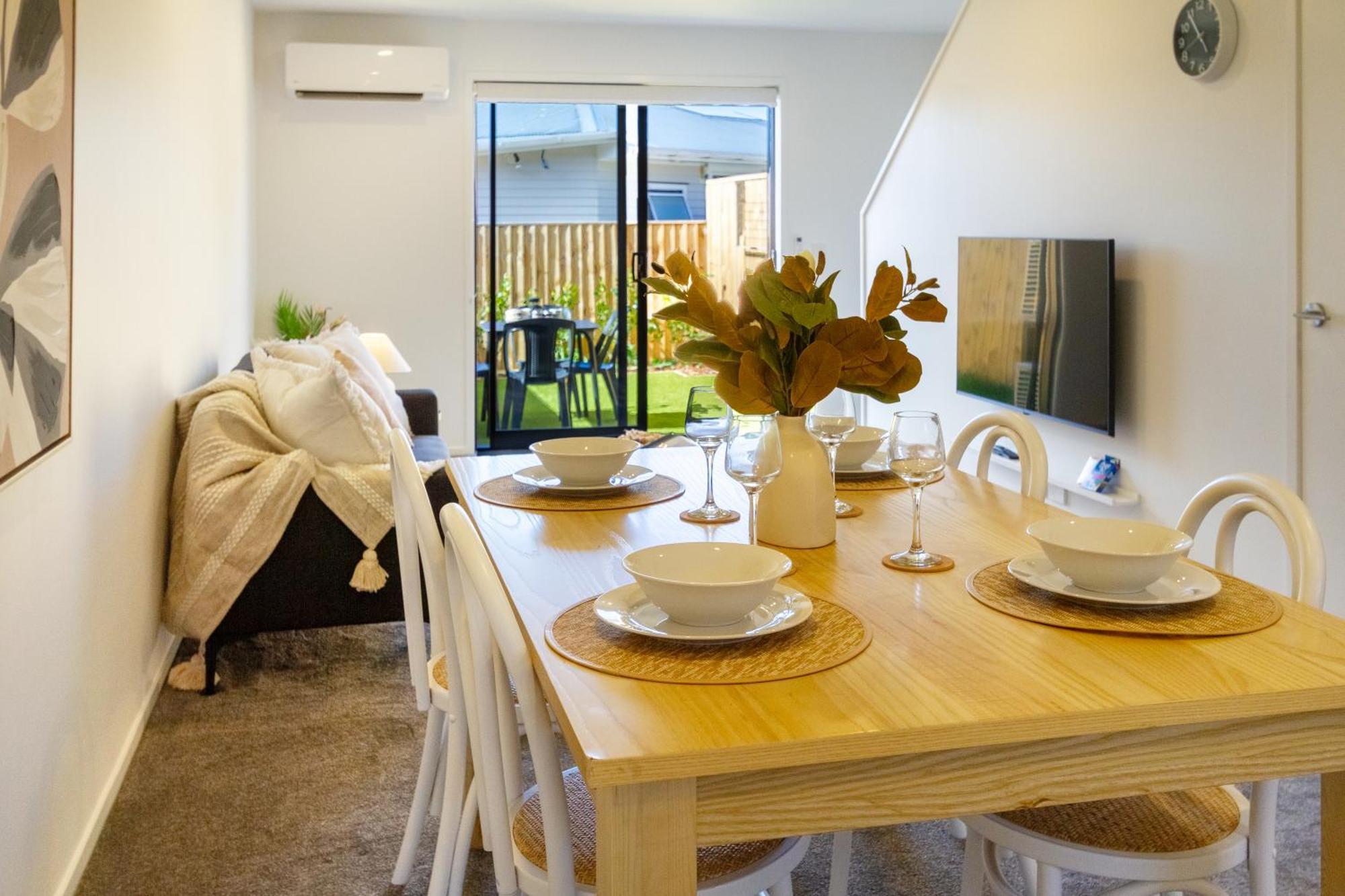 شقة Chic 2-Bed Gem: Trust Arena Proximity - West Akl أوكلاند المظهر الخارجي الصورة