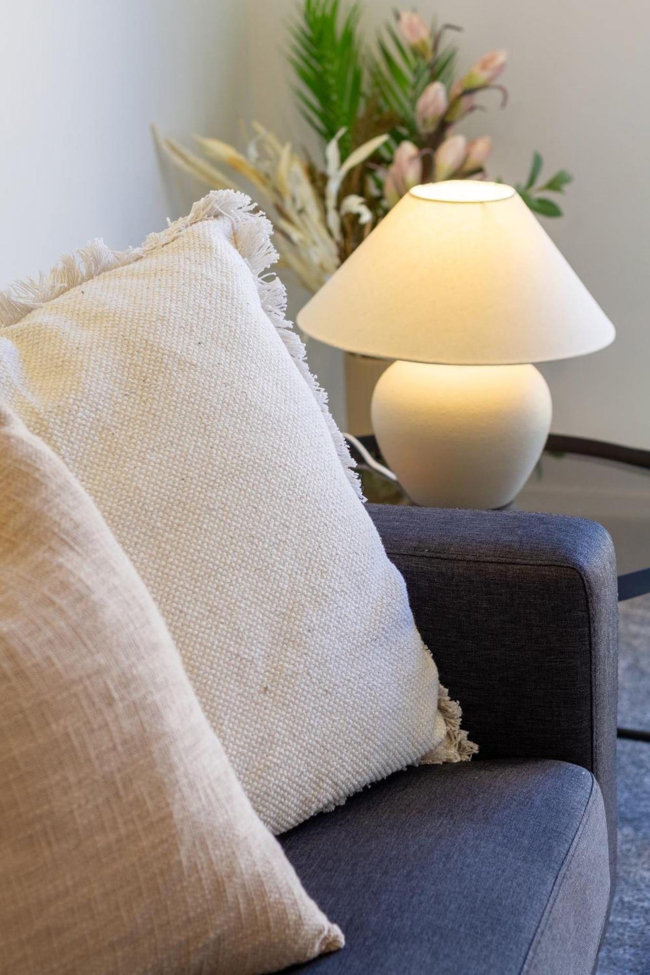 شقة Chic 2-Bed Gem: Trust Arena Proximity - West Akl أوكلاند المظهر الخارجي الصورة